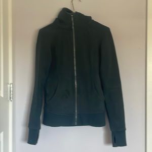 Lululemon forest green scuba hoodie